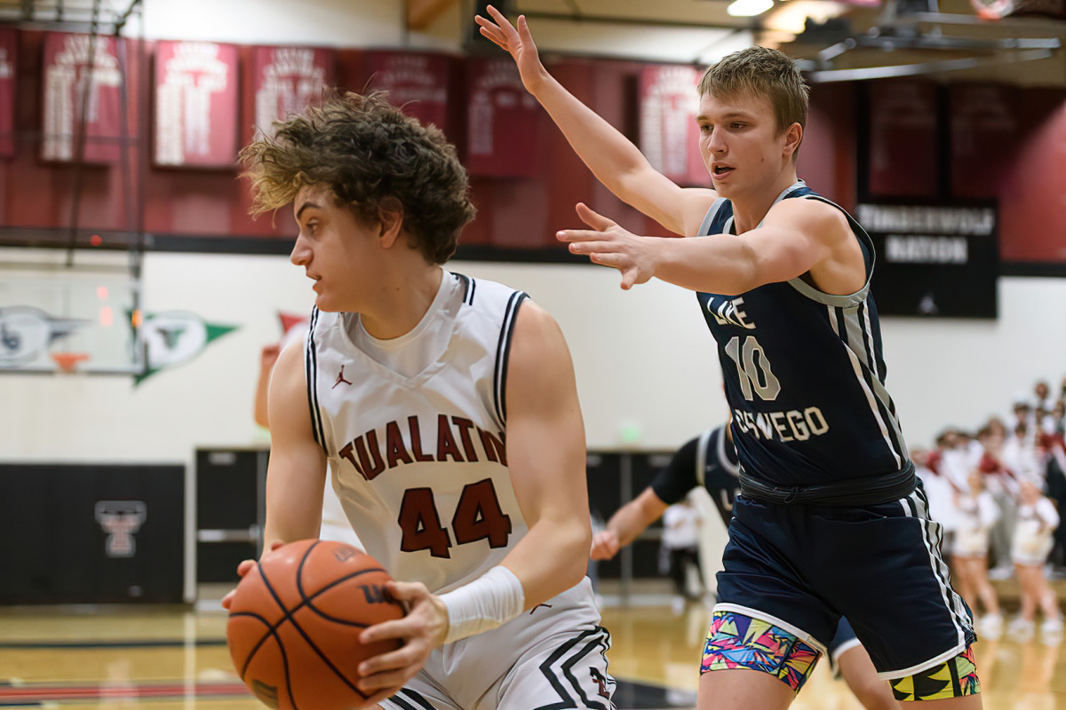 Tualatin Lake Oswego boys basketball Ken Waz 5